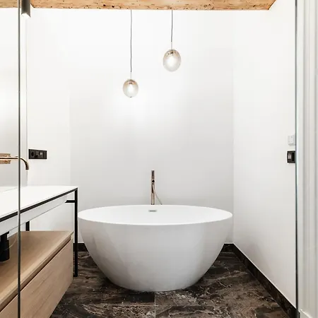 Ludovic Ee Amsterdam